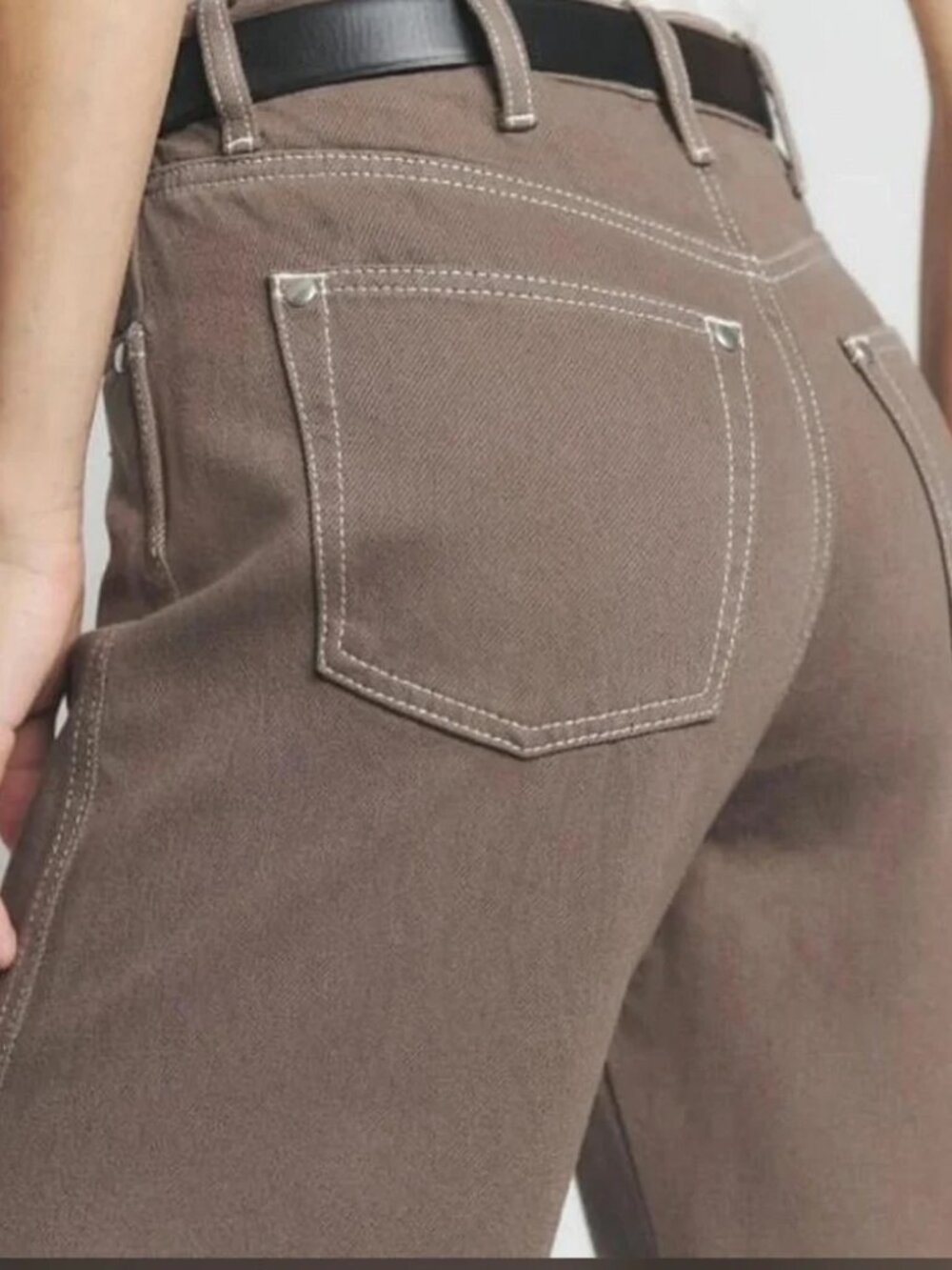 Reformation Brown Wide Leg Jeans Size 26 - Picture 3 of 9